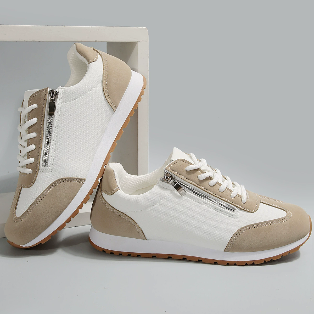 🔥HOT SALE🔥Women's fashionable, lightweight and comfortable casual sneakers-Buy 2 get free shipping