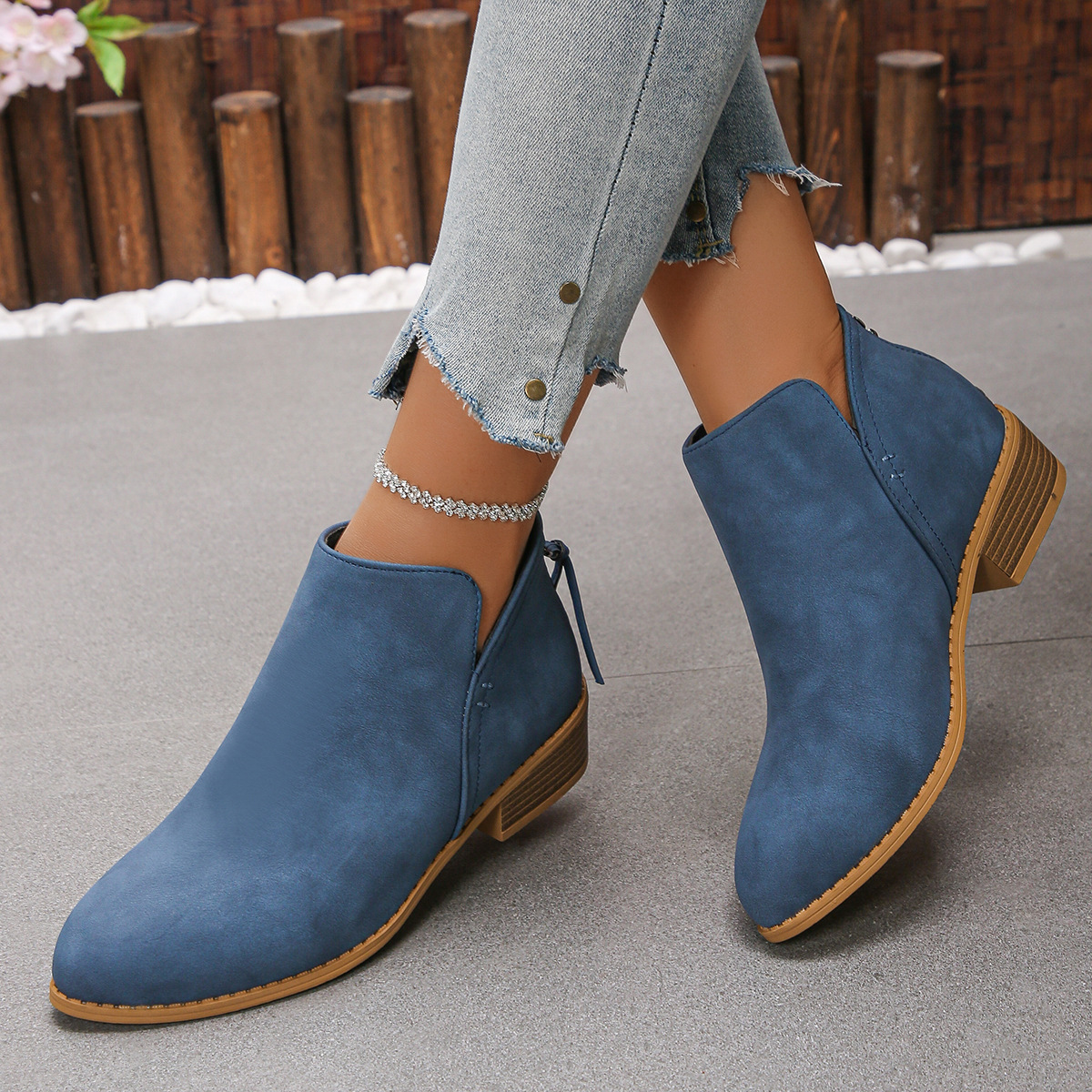 Women's casual thick heel solid color leather boots