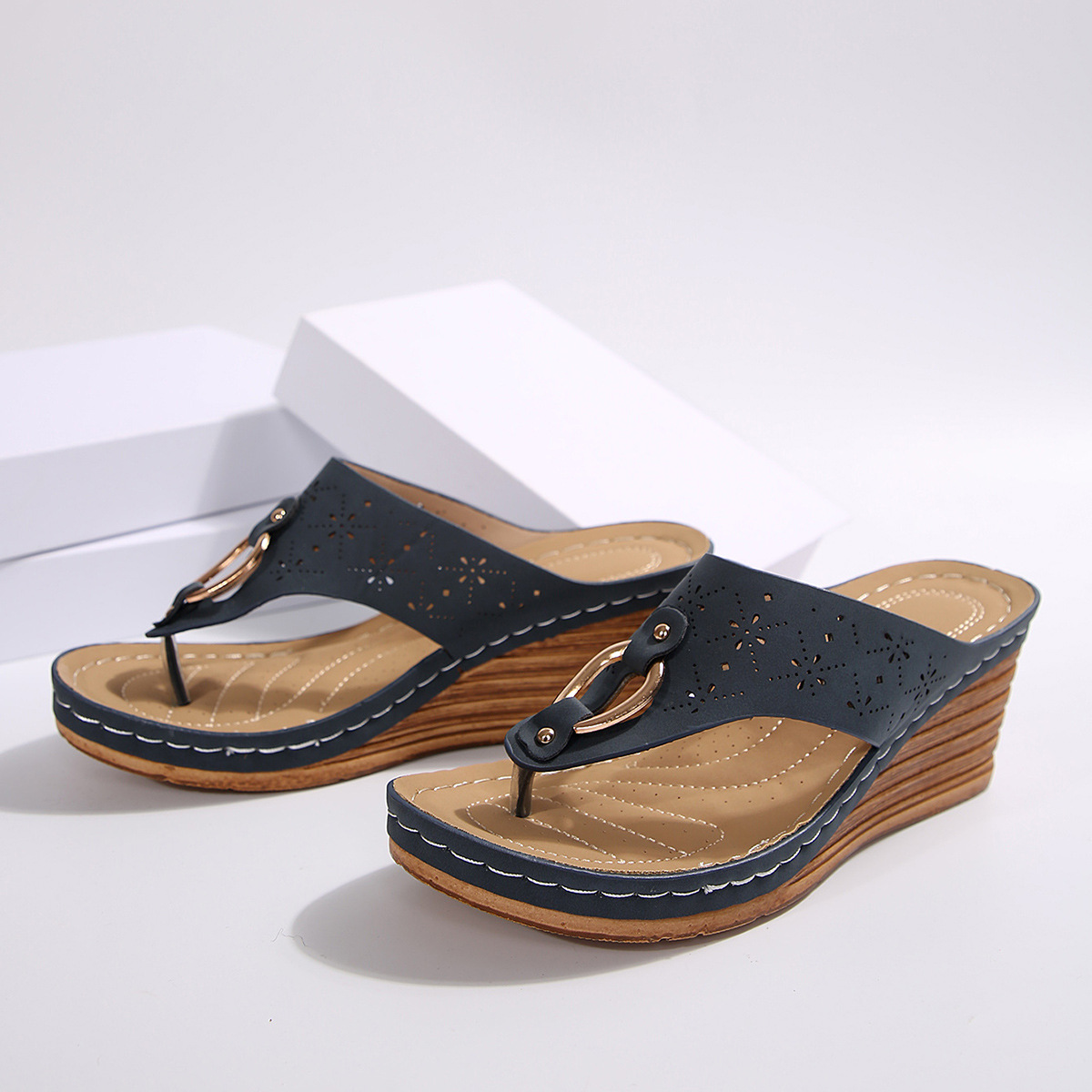 🔥2025 Summer Imitation Wood Wedge Thick-soled Casual Flip Flop - Buy 2 get free shipping
