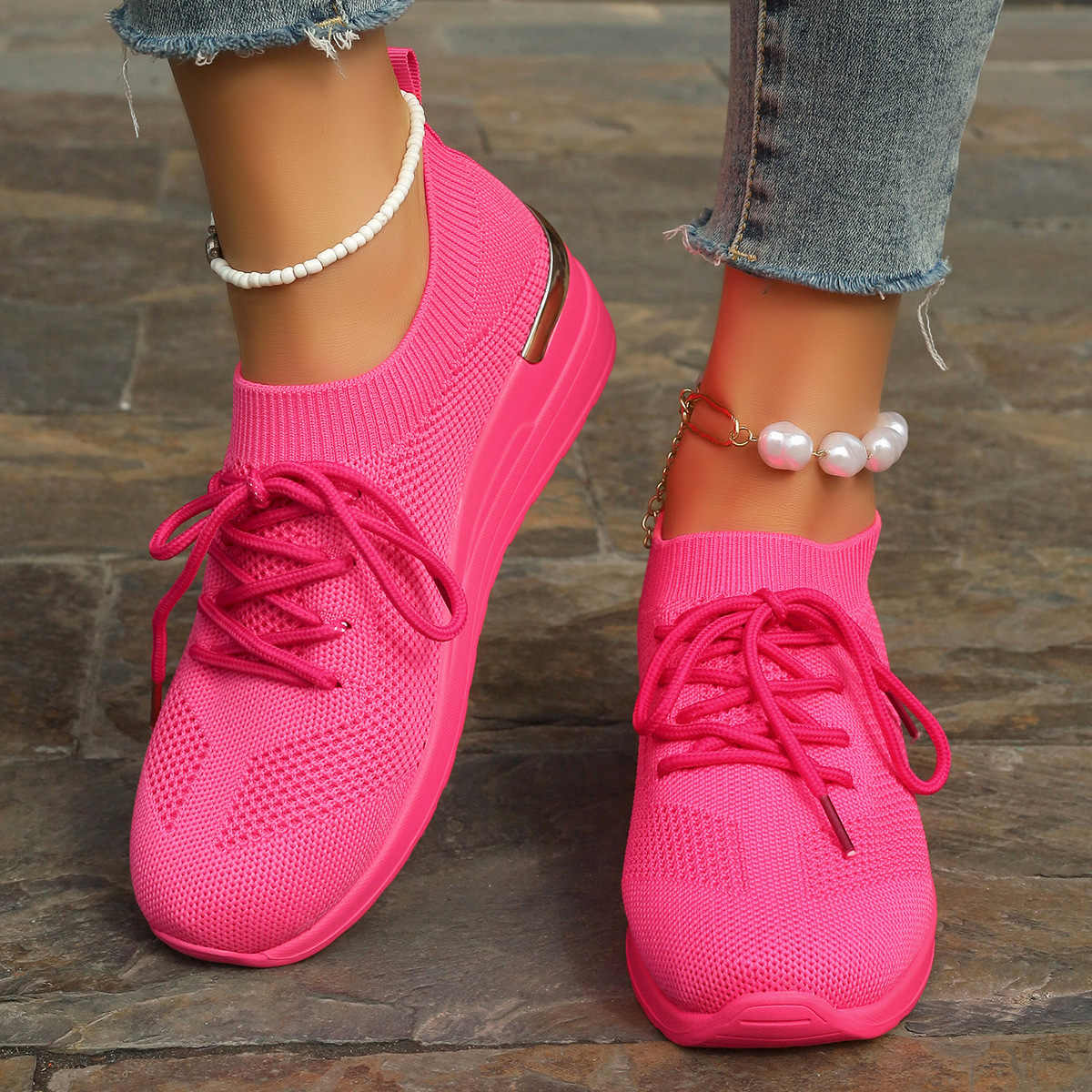 Women's mesh breathable lightweight orthopedic lace-up sneakers