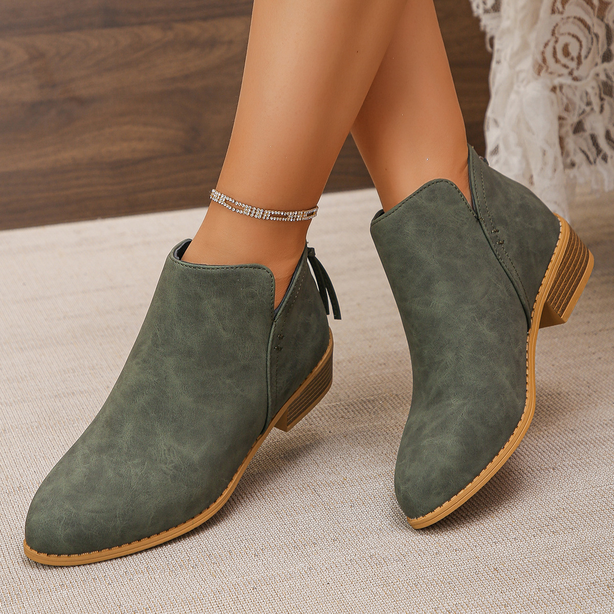 Women's casual thick heel solid color leather boots