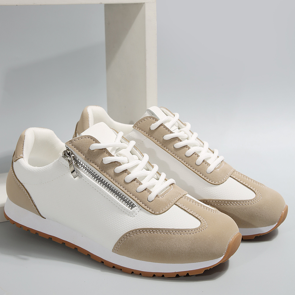 🔥HOT SALE🔥Women's fashionable, lightweight and comfortable casual sneakers-Buy 2 get free shipping