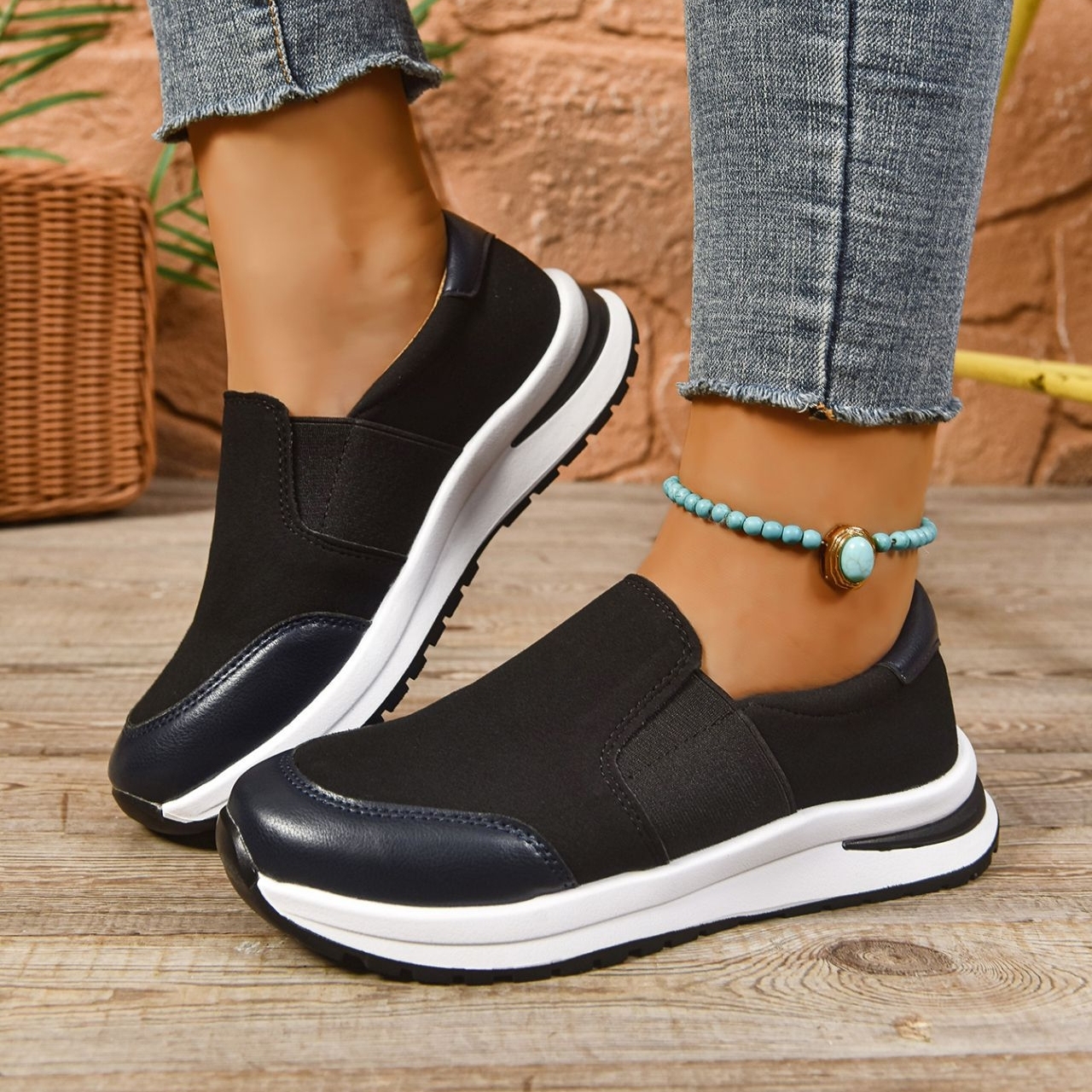 Women's non-slip breathable slip-on orthopedic shoes