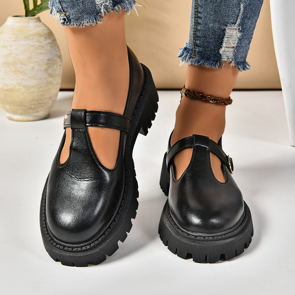 Women's Adjustable Buckle Platform/Flat leather shoes