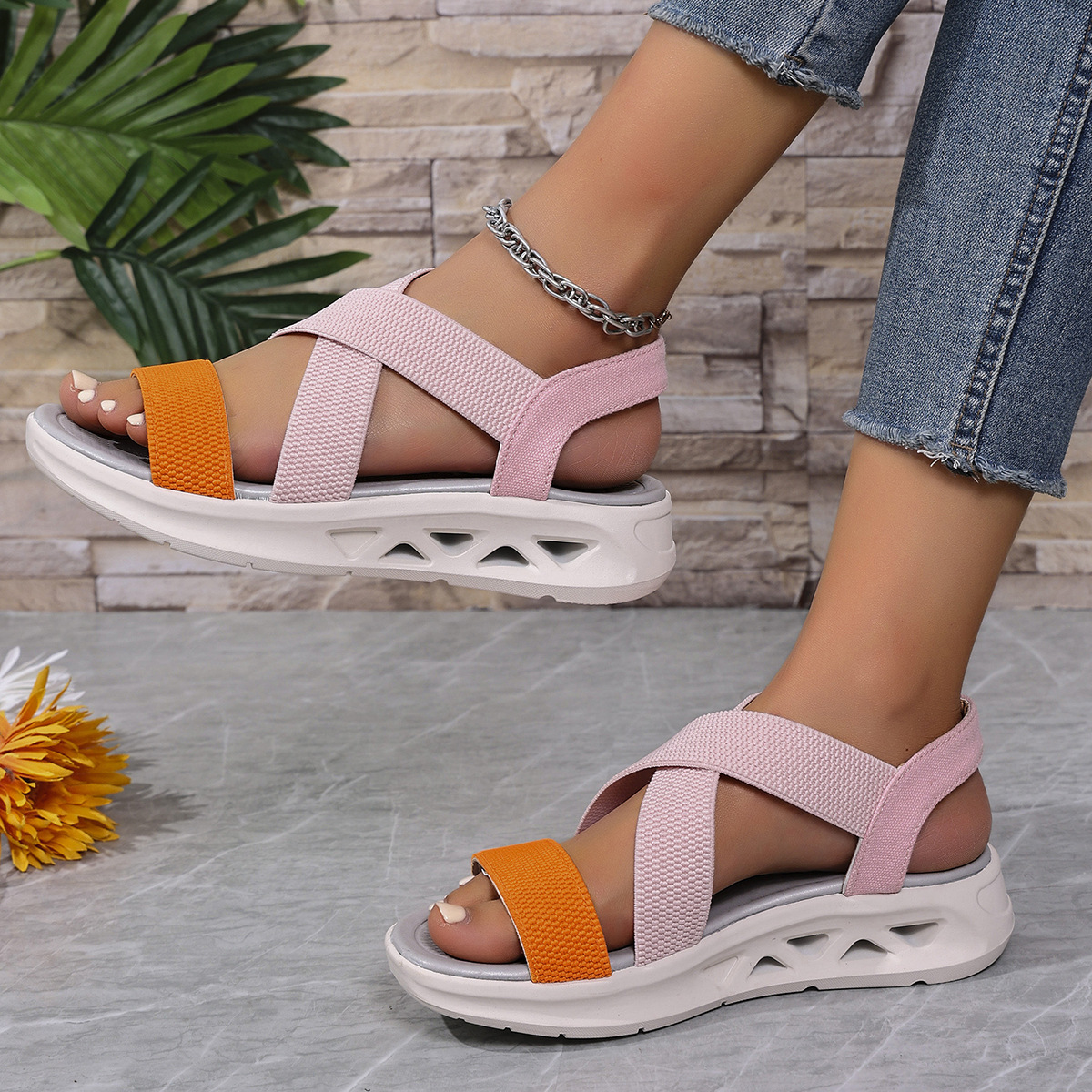 🔥Hot Sale🔥Women's Breathable Thick Sole Casual Sandals