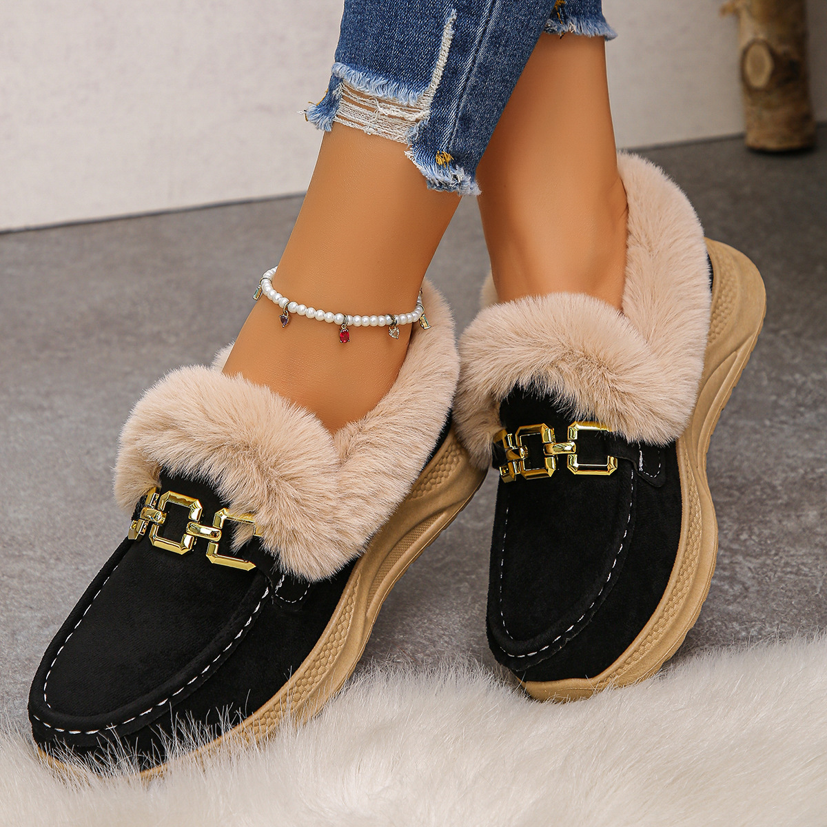 Women's fleece-lined slip-on cotton shoes