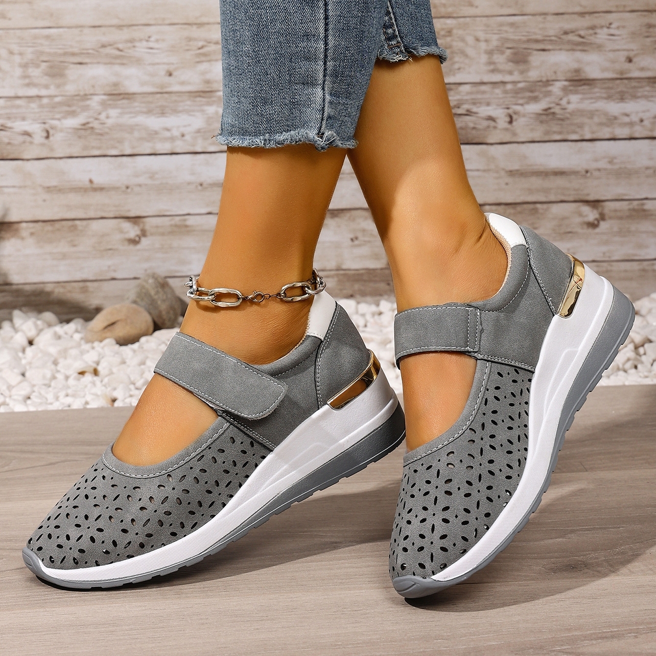 🔥Women's Summer Breathable Lightweight Adjustable Velcro Wedge Heel Sneakers