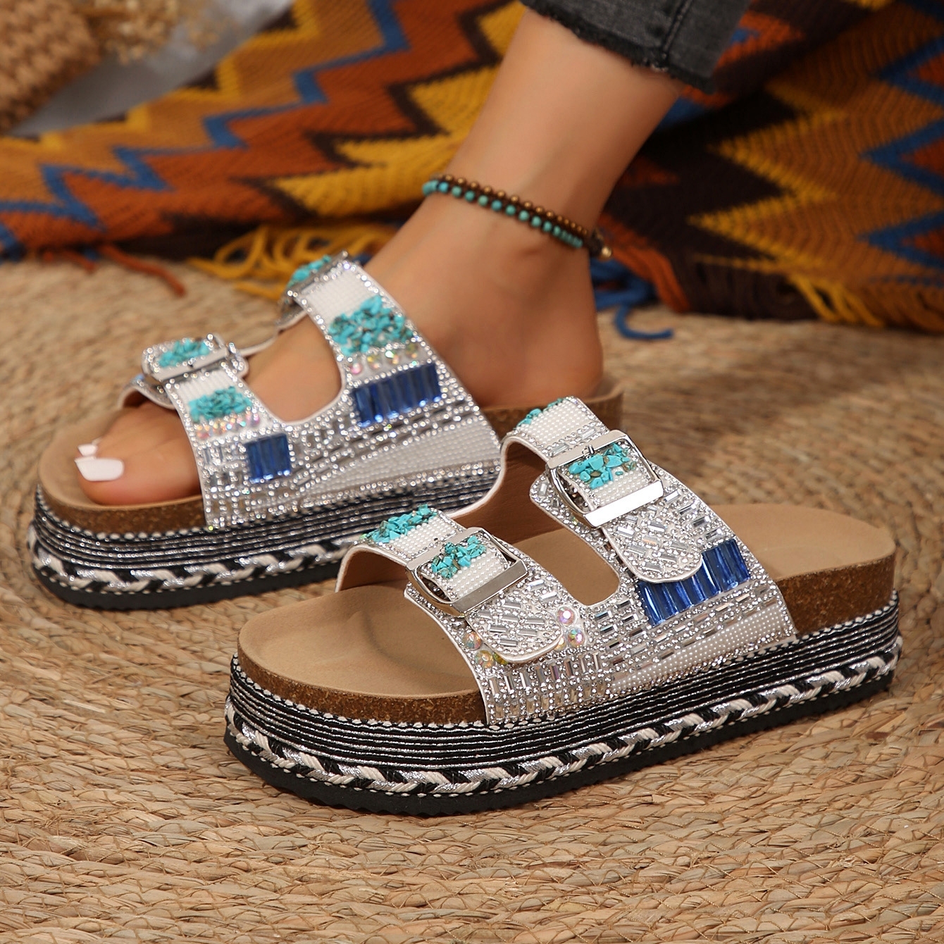 🔥Women's new summer thick-soled cork slippers