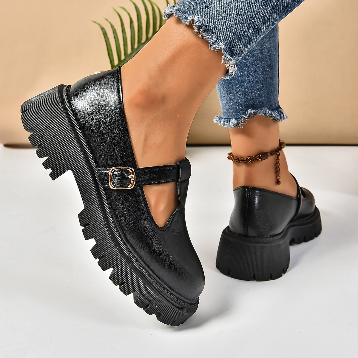 Women's Adjustable Buckle Platform/Flat leather shoes
