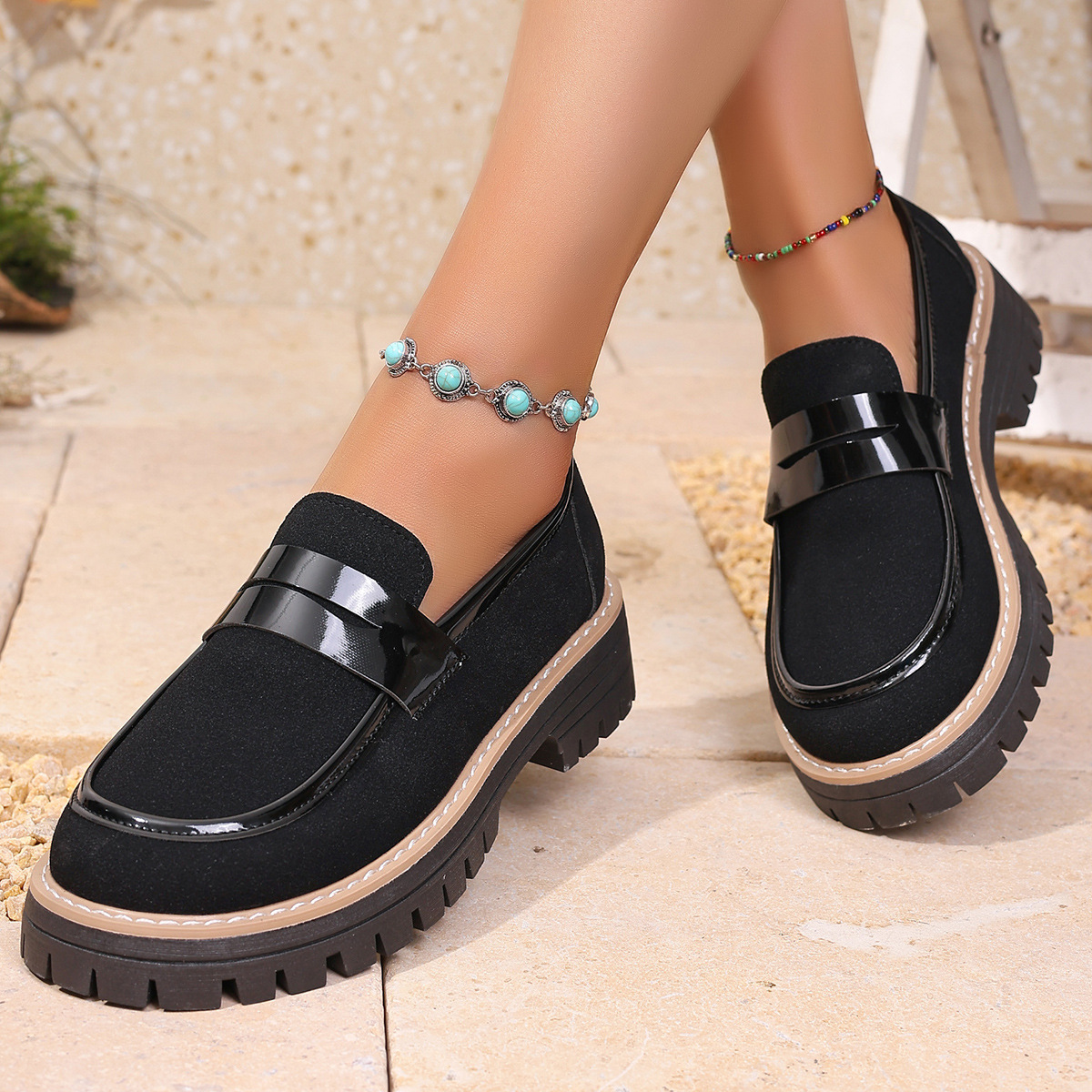 Women's fashionable thick-soled slip-on loafers