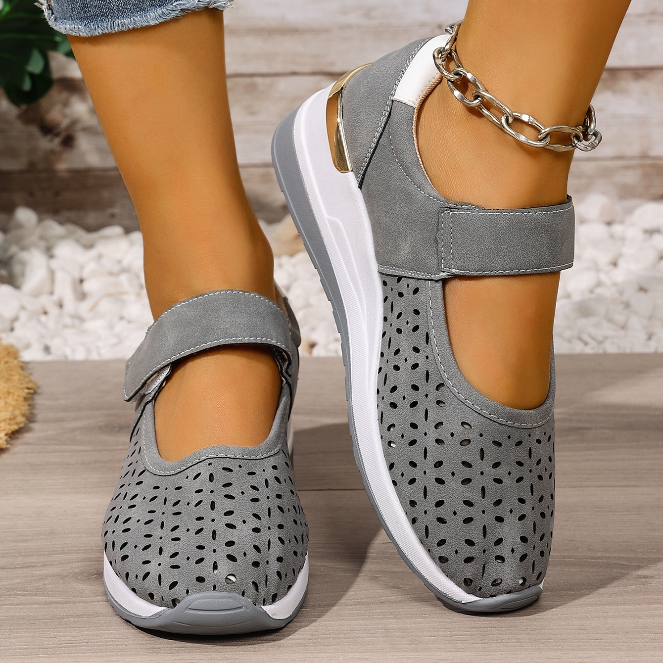 🔥Women's Summer Breathable Lightweight Adjustable Velcro Wedge Heel Sneakers