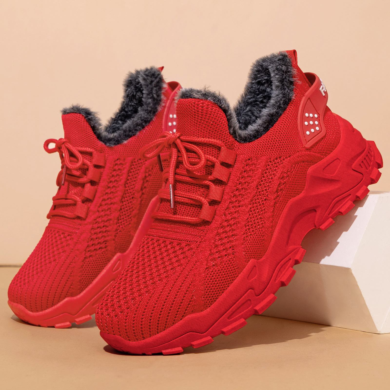 Women's plush cotton sneakers