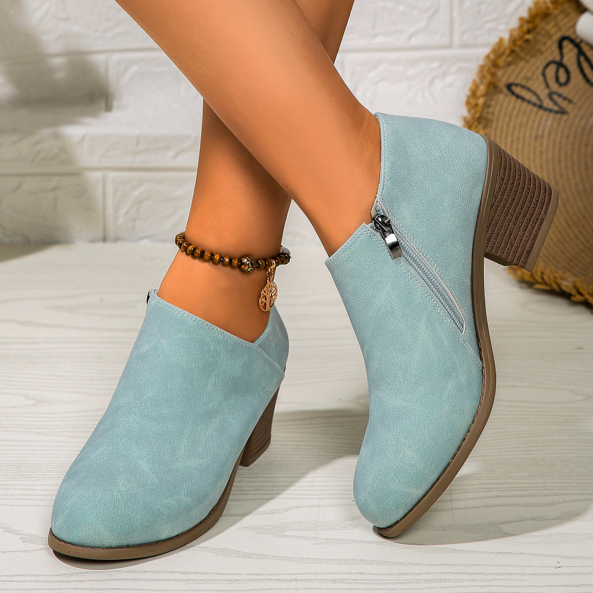 Women's side zipper mid-heel boots