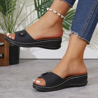 🔥2025 Summer New Women's Thick-soled Wedge Sandals