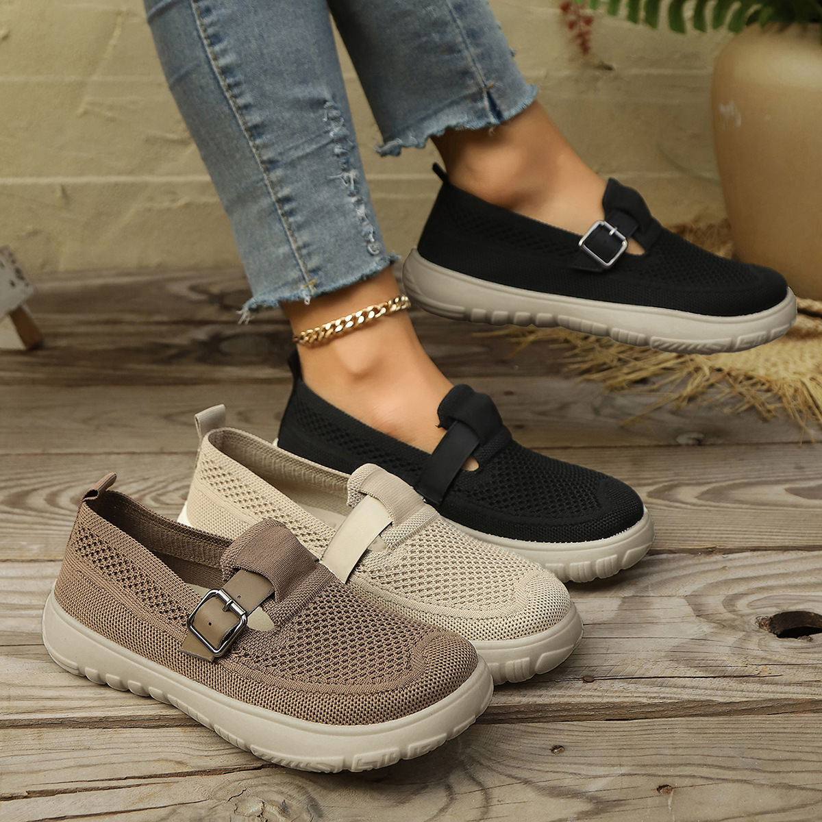 🔥Women's casual breathable slip-on soft-soled orthopedic walking shoes