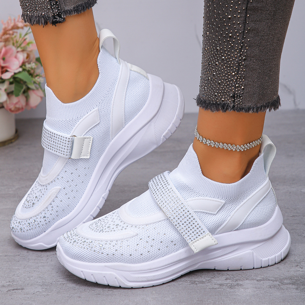 Women's breathable orthopedic sneakers