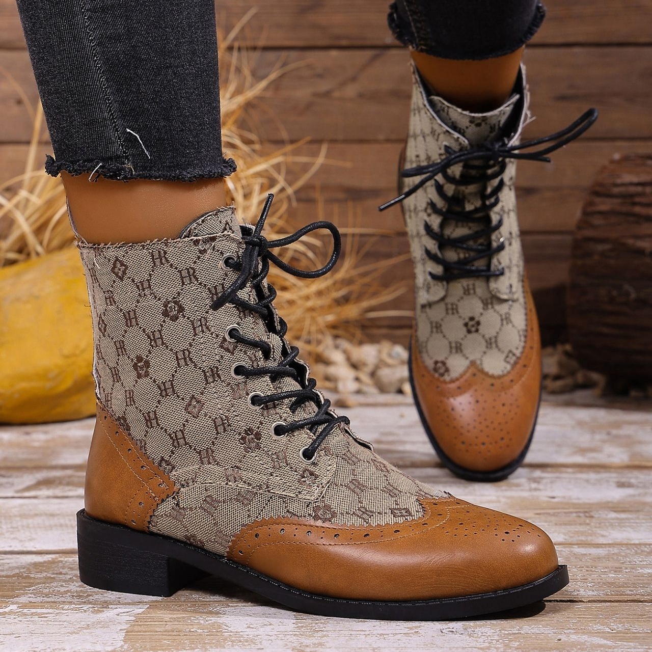Women's high-top lace-up leather boots