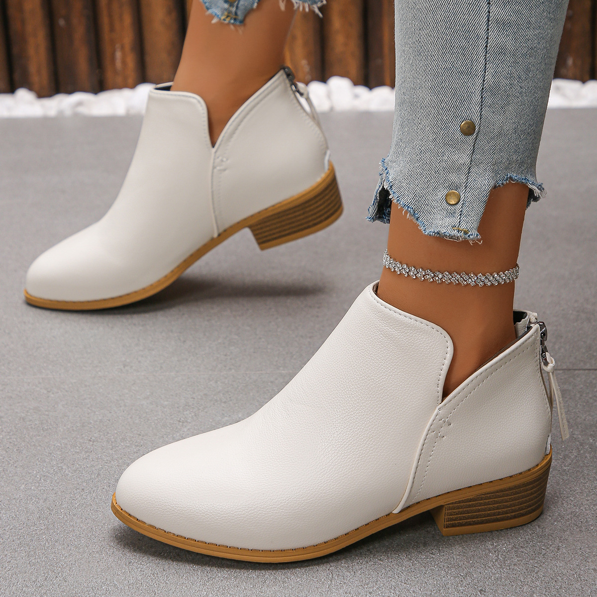 Women's casual thick heel solid color leather boots