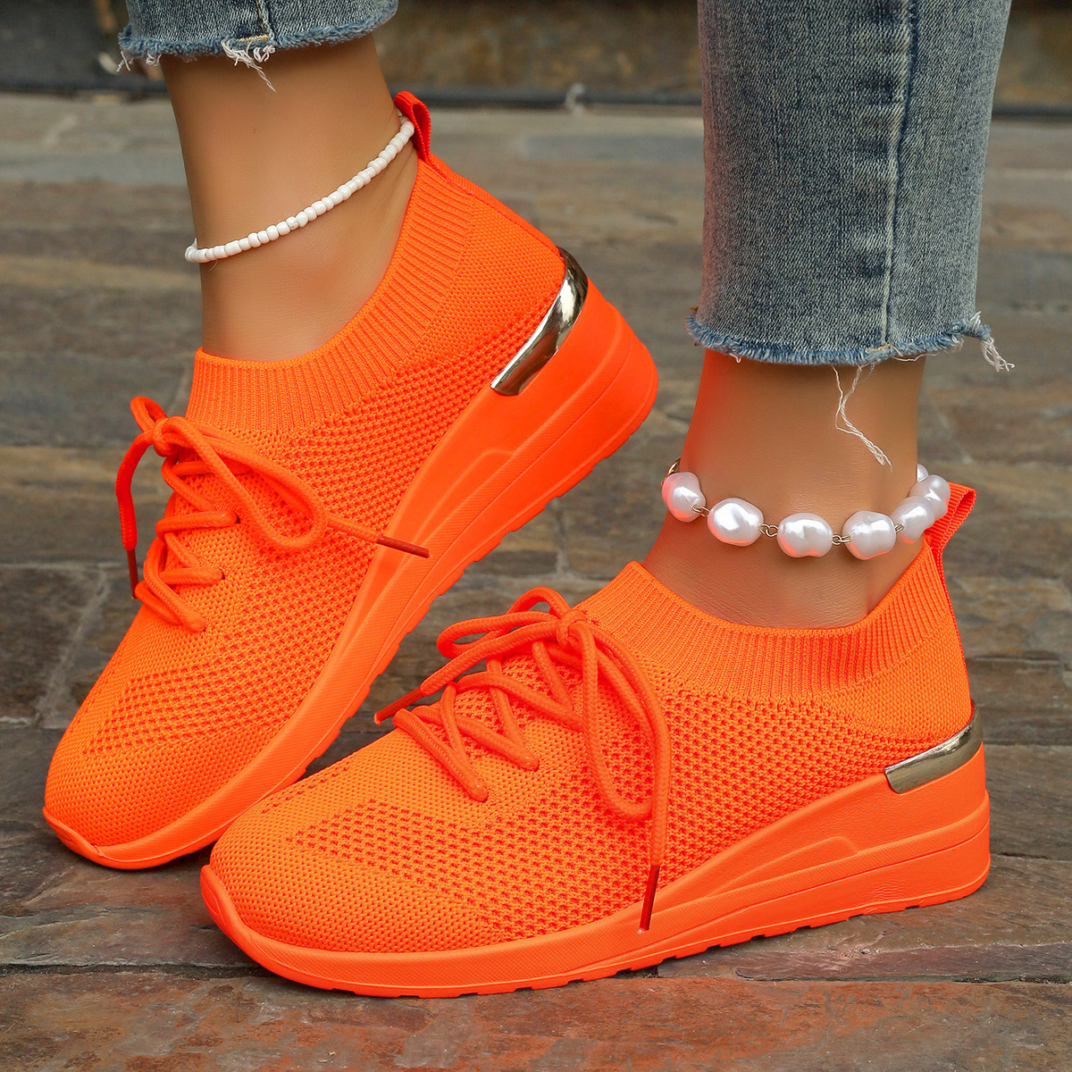 Women's mesh breathable lightweight orthopedic lace-up sneakers