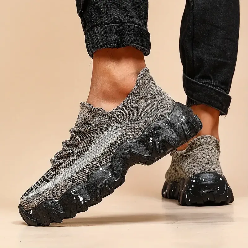 Men's knitted breathable and comfortable non-slip lace-up sneakers