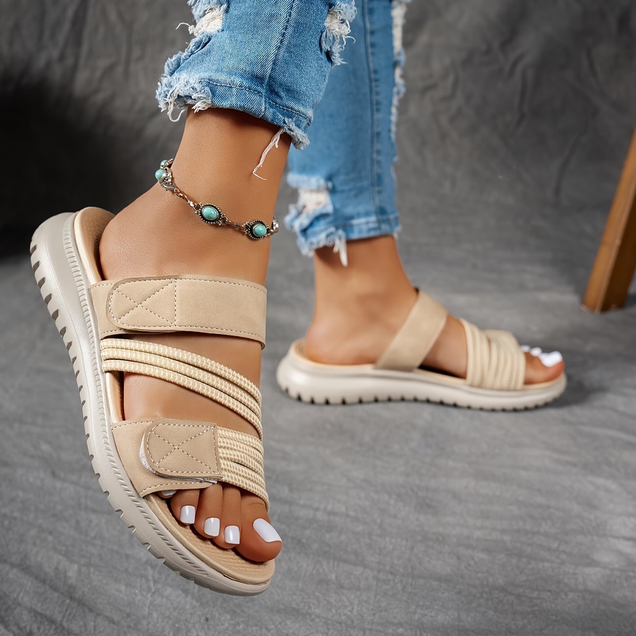 Women's Summer Fashion Sandals - Casual Beach Shoes, Low Heel, Comfortable, Suitable for Outdoor Vacations and Everyday Wear