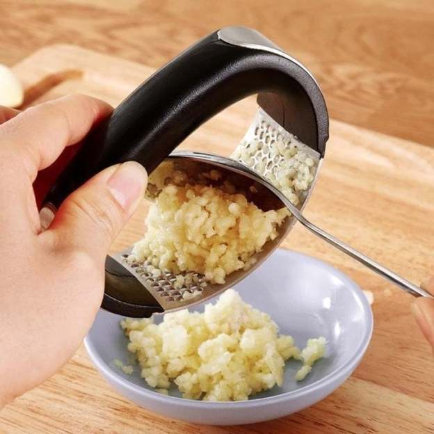 (Holiday Hot Sale-49% OFF) Stainless steel garlic press
