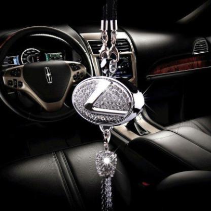 📣High-End Car Rearview Mirror Diamond-Encrusted Perfume Pendant
