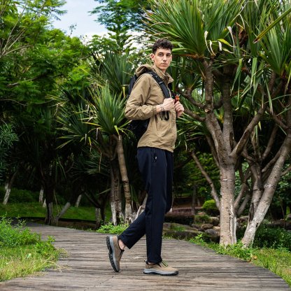 MEN'S EXTENDED WIDTH FOOT COMFORTABLE SNEAKERS WITH ARCH SUPPORT AND SHOCK ABSORPTION