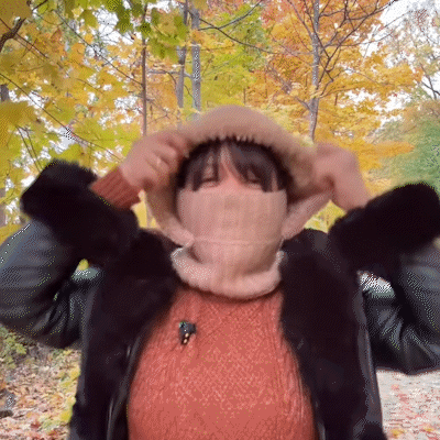 🧣3-in-1 Women's Beanie Hat with Scarf & Mask – Cozy Winter Essential