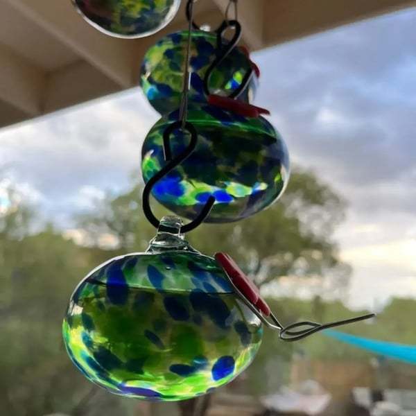 🎉CHARMING WIND CHIMES HUMMINGBIRD FEEDERS