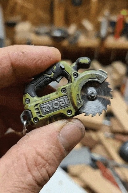 🛠️2-in-1 Makita-Inspired Mini Grinder Keychain: On-the-Go Smoothing Tool + Tool Enthusiast Collectible