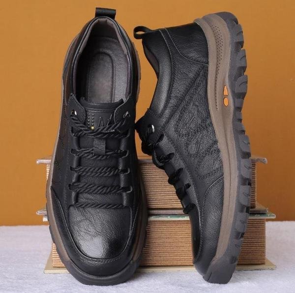Men's casual leather shoes with hand stitching