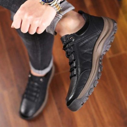 Men's casual leather shoes with hand stitching
