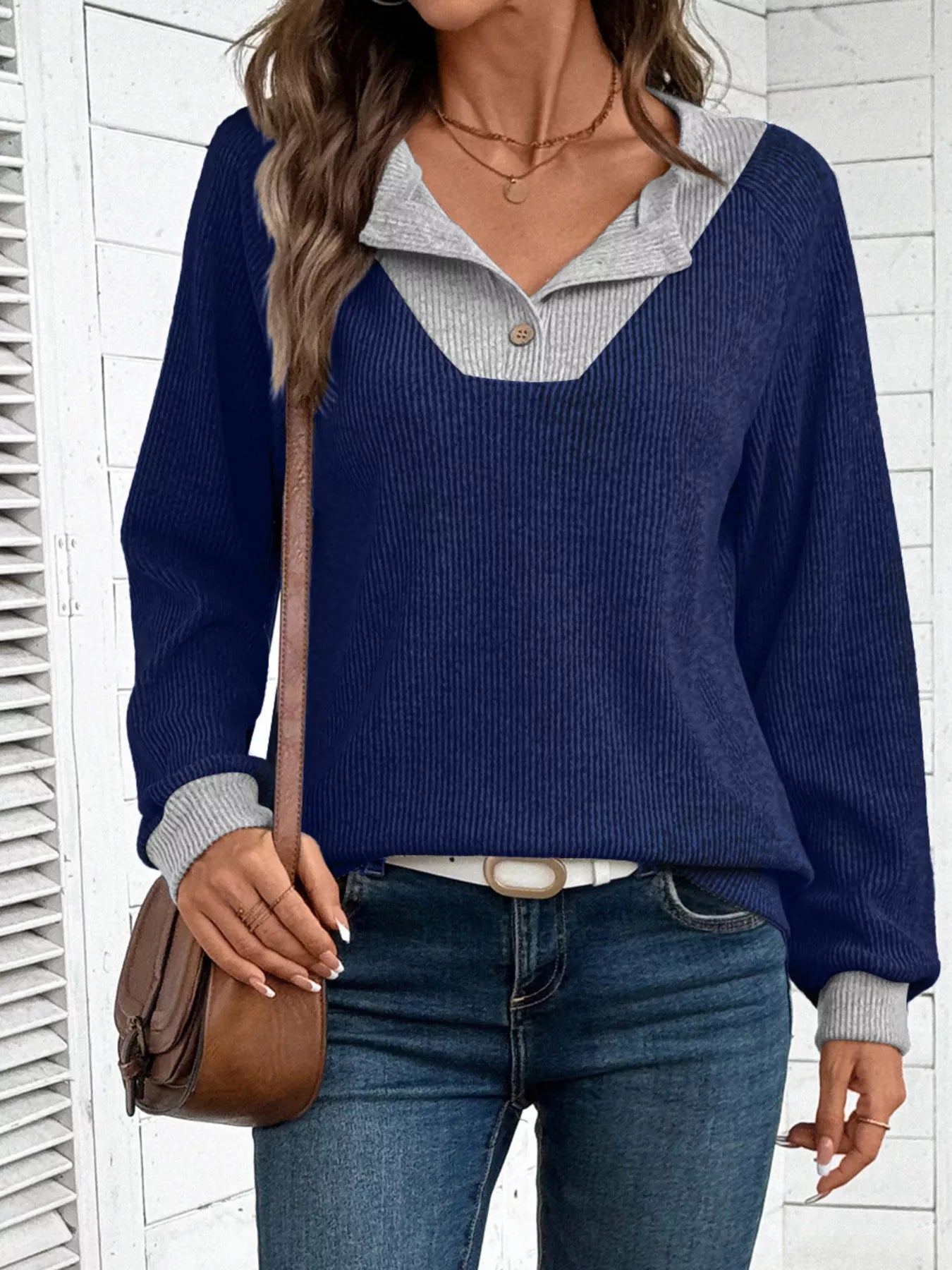 Ribbed Knit Two-Tone Top-tidenox