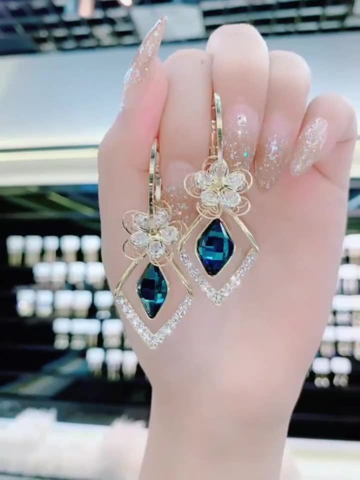 (🌸New Spring) Blue Crystal Petal Earrings-tidenox