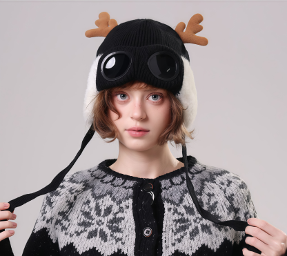 🔥🦋 Winter Knitted Deer Antler Aviator Hat with Goggles-tidenox