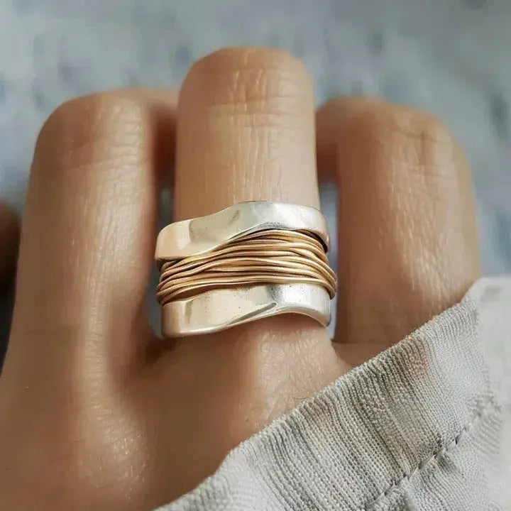 Silver Ring Adorned with Golden Threads-tidenox