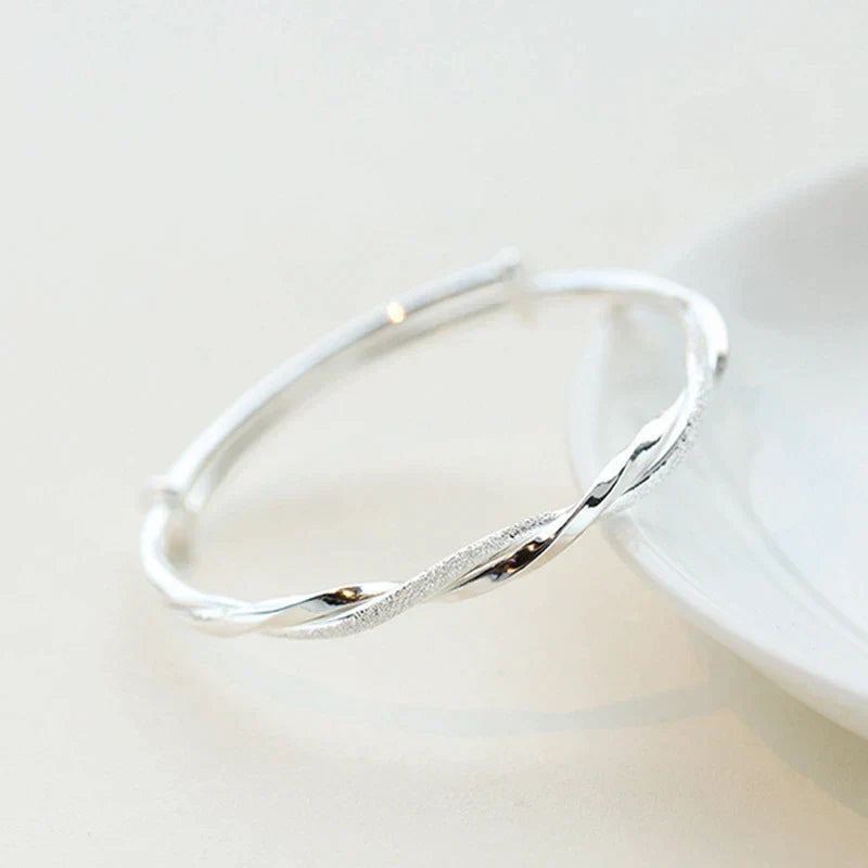 Elegant Braided Silver Bracelet-tidenox