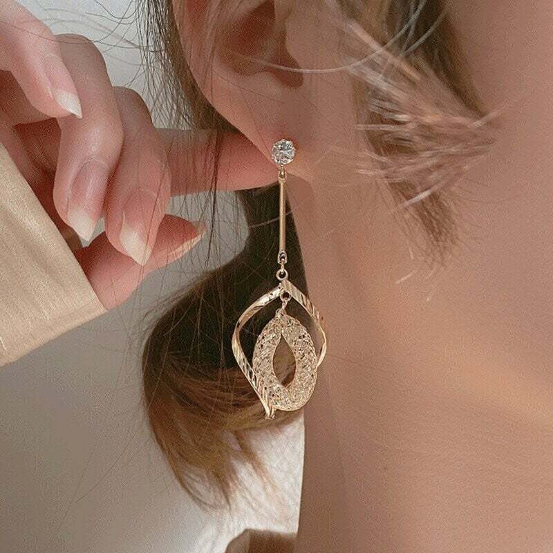 Rhombus Earrings with Diamonds-tidenox