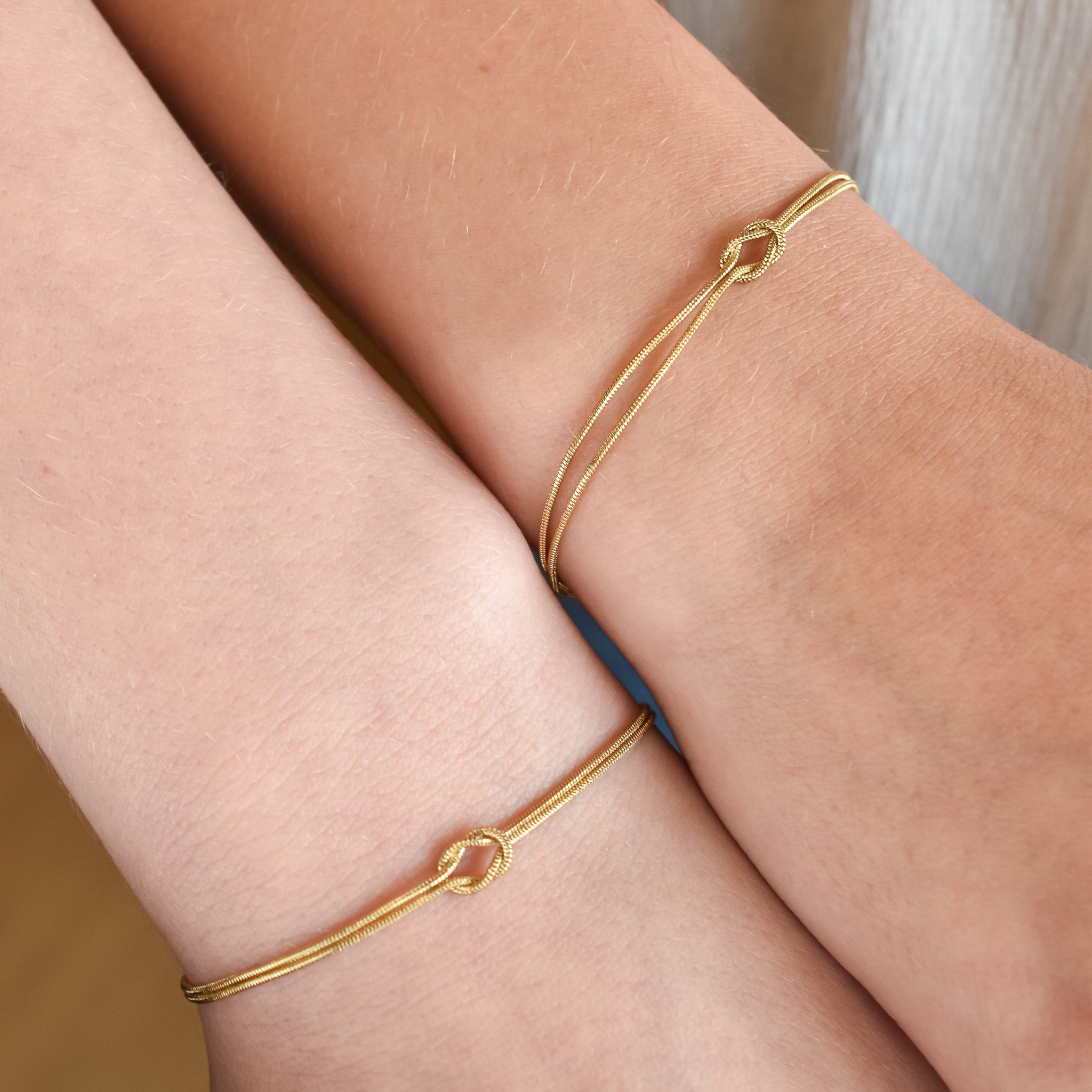 Bracelet Set with Connected Knot-tidenox
