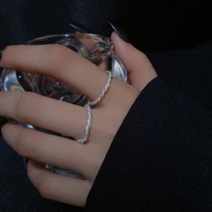 Shimmering Silver Star Ring-tidenox