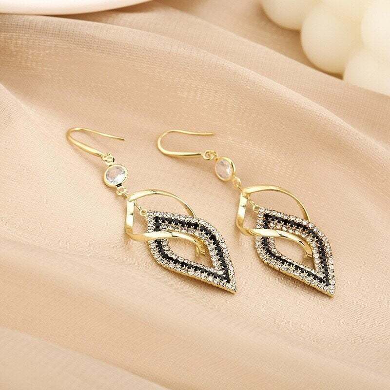 Rhombus Earrings with Diamonds-tidenox
