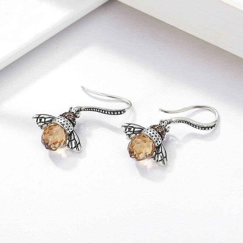 Queen Bee Crystal Drop Earrings-tidenox