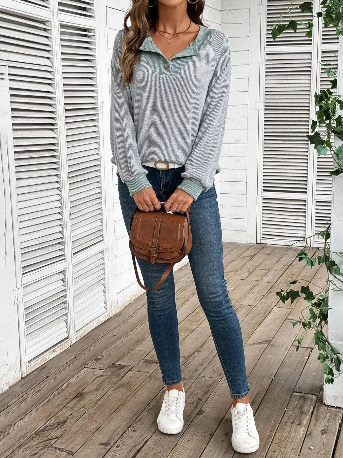 Ribbed Knit Two-Tone Top-tidenox