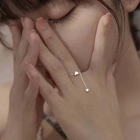 Adjustable Heart Tassel Ring – Whimsical & Romantic-tidenox