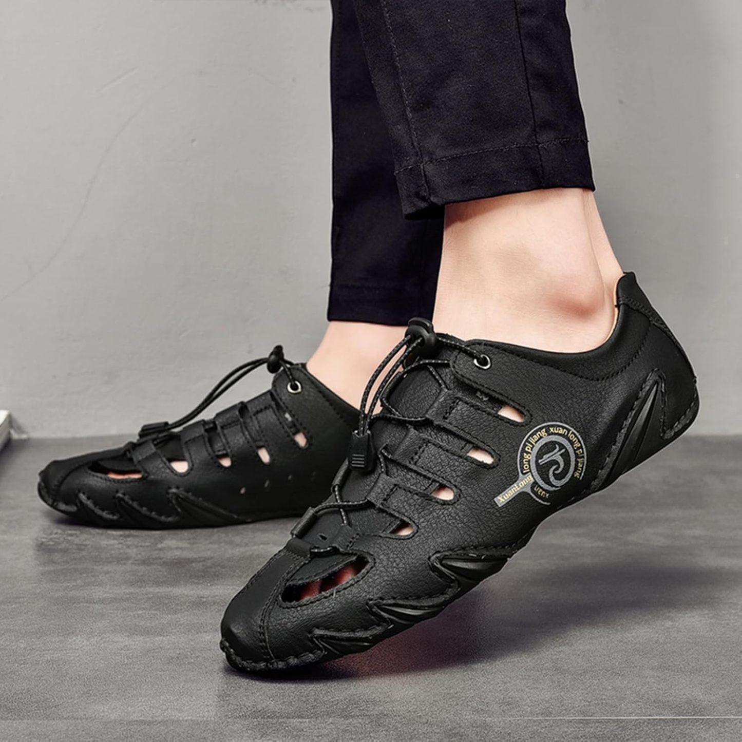  Men's Closed Toe Outdoor Leather Sandals Lightweight Adjustable Trail Hiking Walking Athletic Sandals Summer Casual Beach 