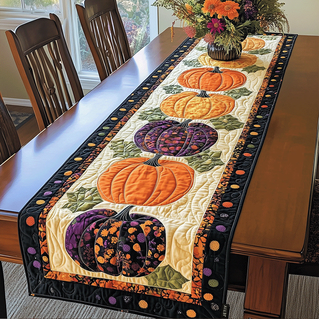 Pumpkin Spice Quilted Table Runner NCU0TH1780-tidenox