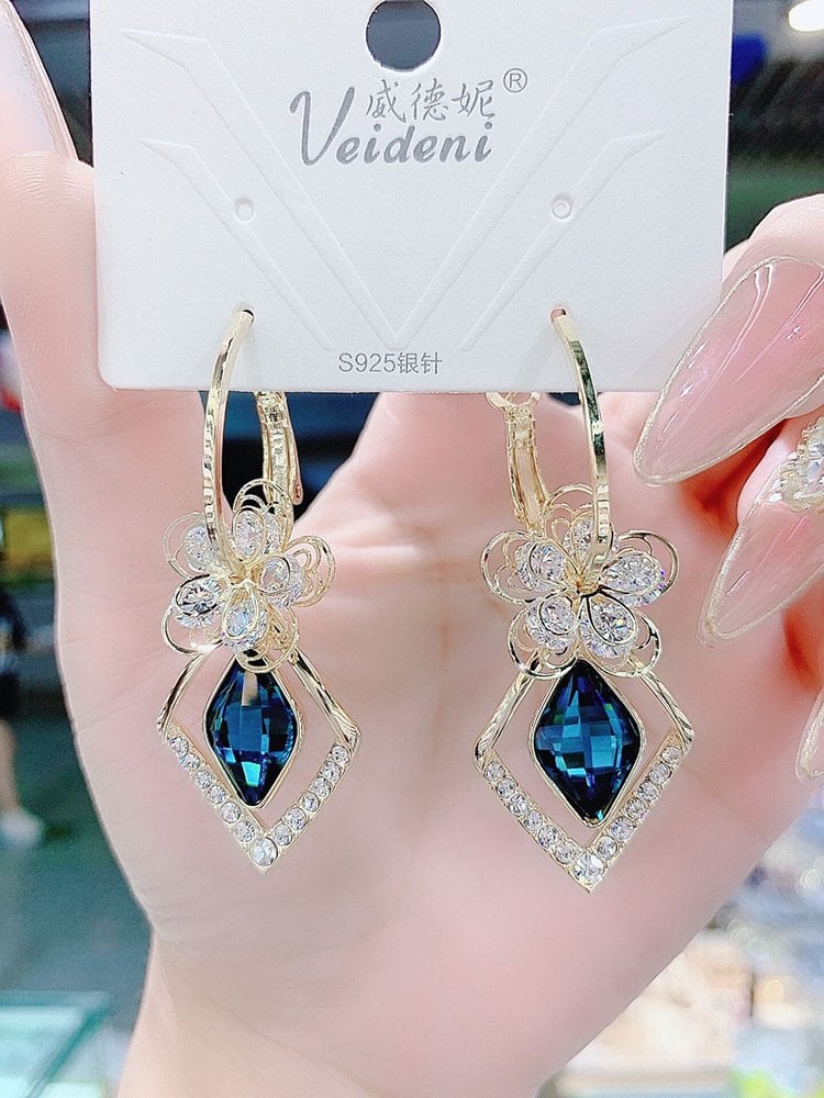 (🌸New Spring) Blue Crystal Petal Earrings-tidenox