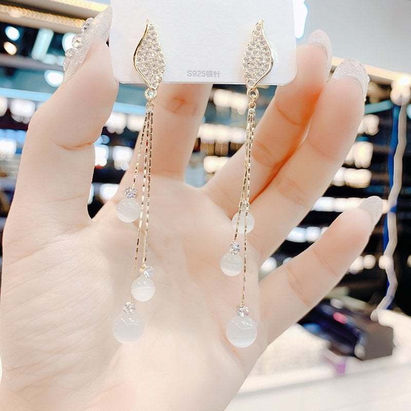 (🔥NEW)Angel Wings Fringe Opal Earrings-tidenox