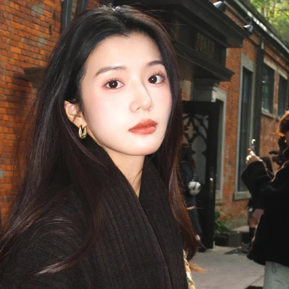 Timeless Gold Hoop Earrings-tidenox